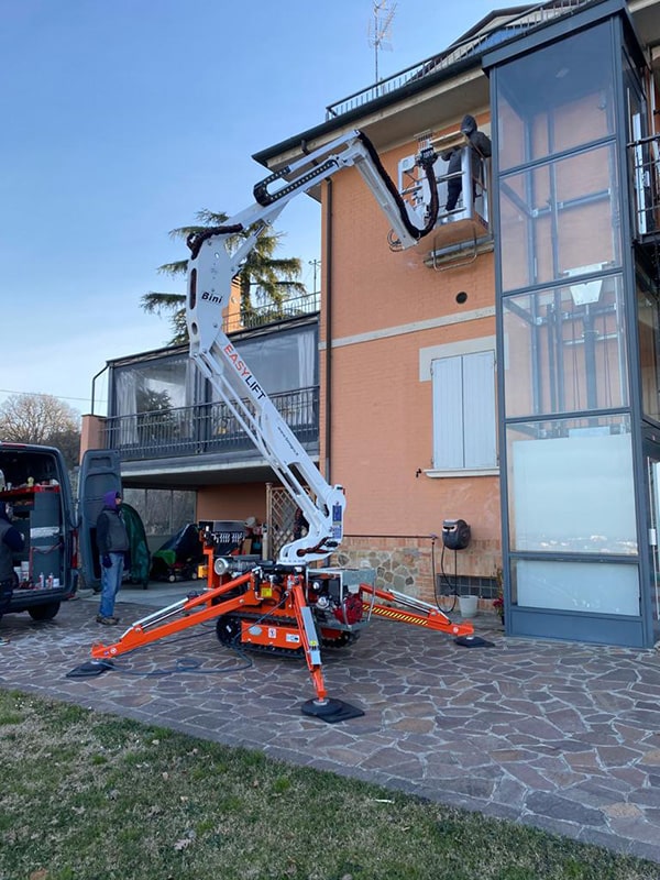 trackedplatformR130-s-simply